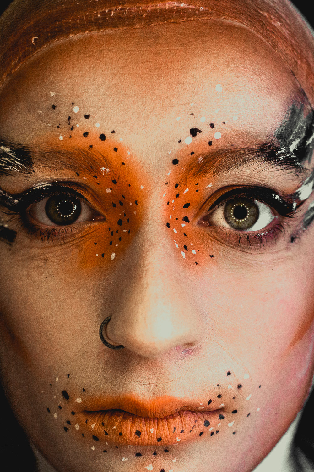 Frau mit Fantasy-Makeup